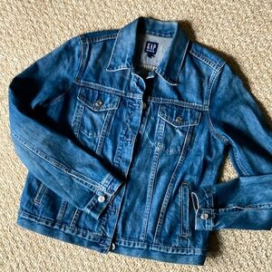 Classic denim jacket by Gap
